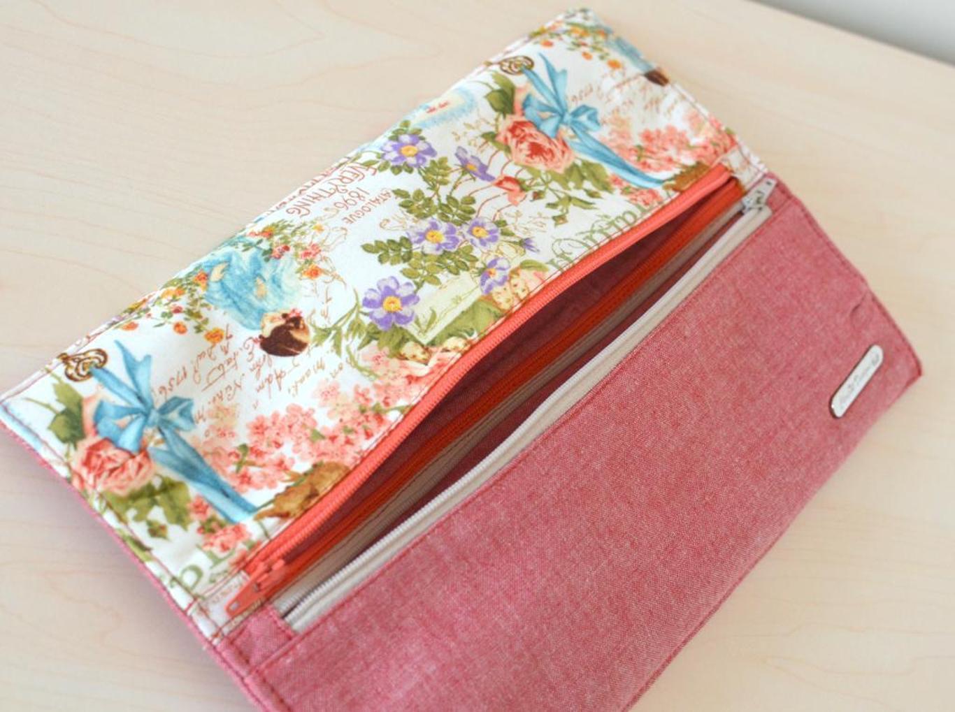 FREE PATTERN ALERT 20 Handbags And Purses On The Cutting Floor 