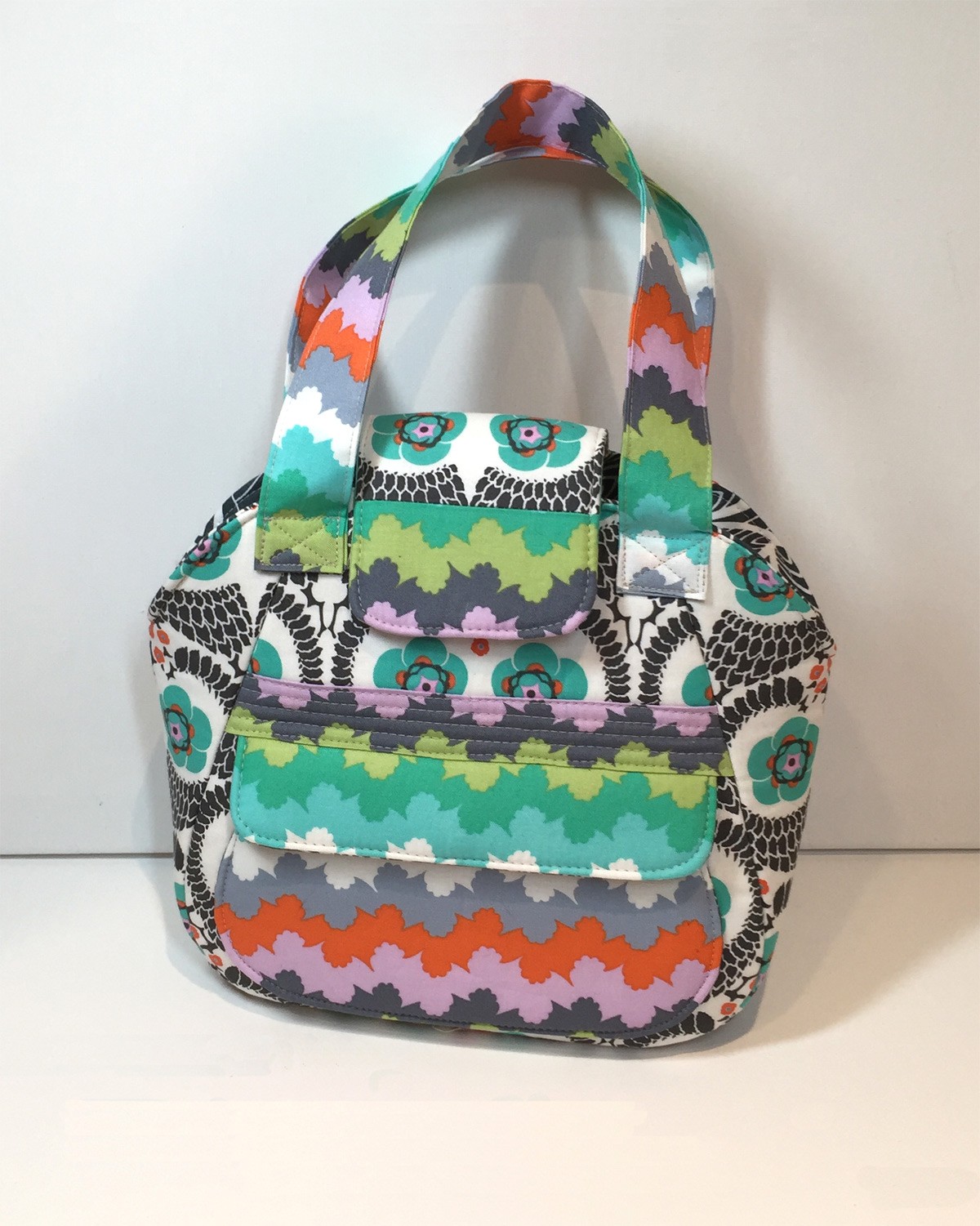 FREE PATTERN ALERT: 10 SEWING PATTERNS FOR HANDBAGS | On the Cutting ...